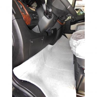 Product image of the product “Fußraumisolierung für Mercedes-Benz Sprinter W906/W907/W910 ”